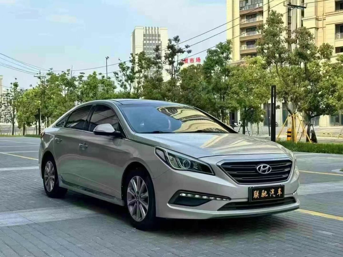 現(xiàn)代 ix25  2015款 1.6L GS 兩驅(qū)時(shí)尚型圖片