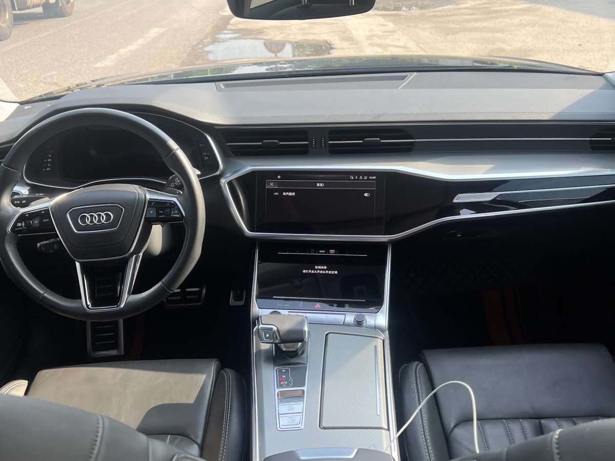 奧迪 奧迪A6L  2023款 改款 40 TFSI 豪華致雅型圖片