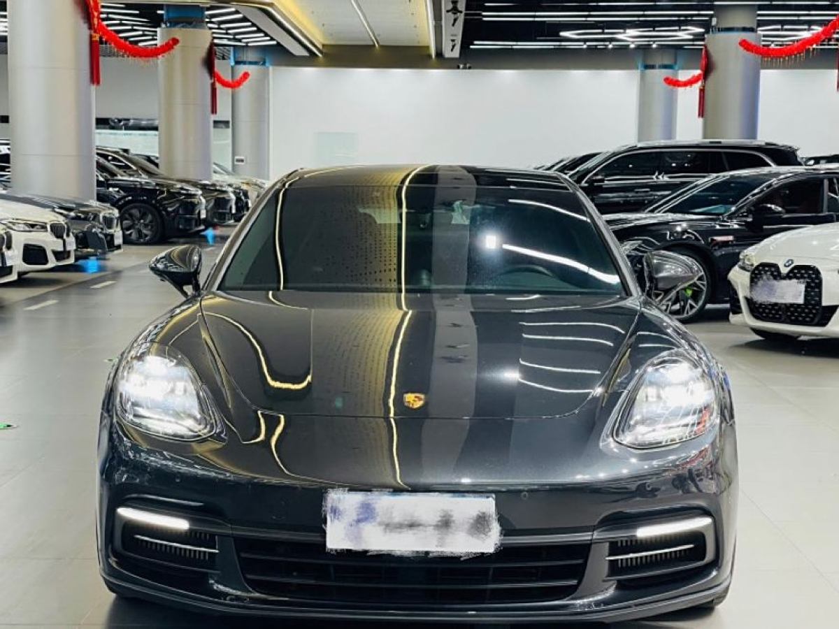 保時(shí)捷 Panamera  2019款 Panamera 行政加長版 2.9T圖片