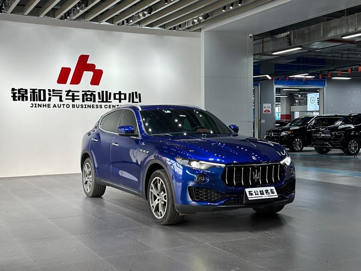 瑪莎拉蒂 Levante  2019款 3.0T 350Hp 標(biāo)準(zhǔn)版 國(guó)VI圖片