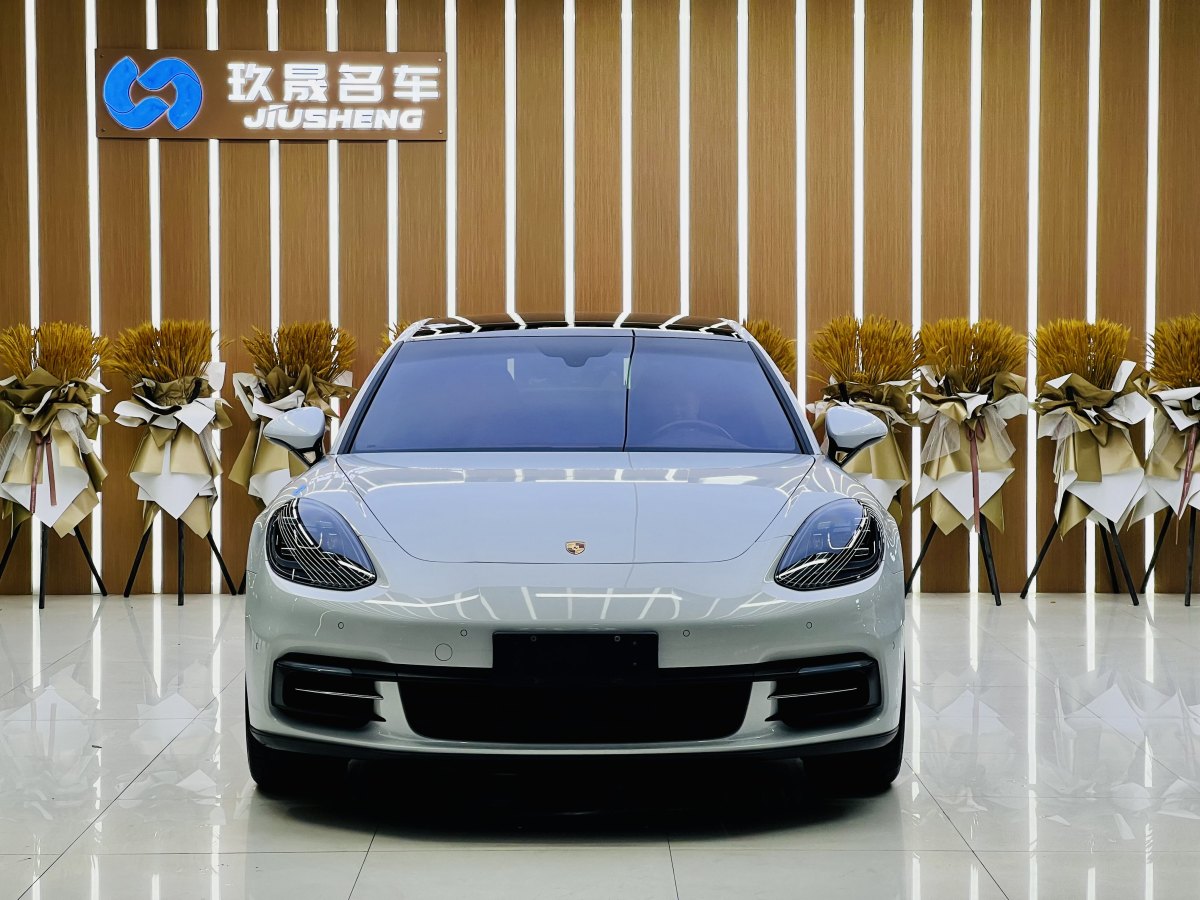 保時(shí)捷 Panamera  2017款 Panamera 4 行政加長(zhǎng)版 3.0T圖片