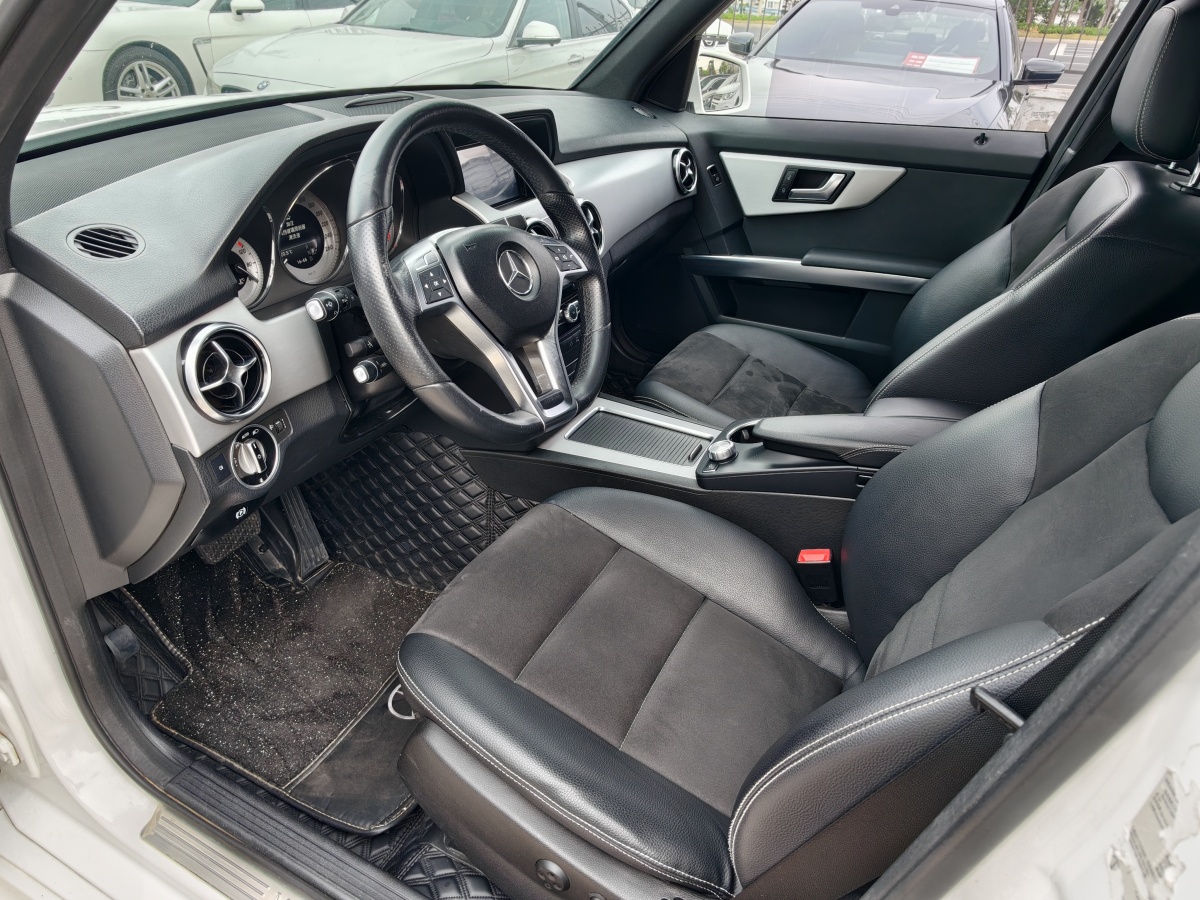 奔馳 奔馳GLK級  2015款 GLK 260 4MATIC 動感型 極致版圖片