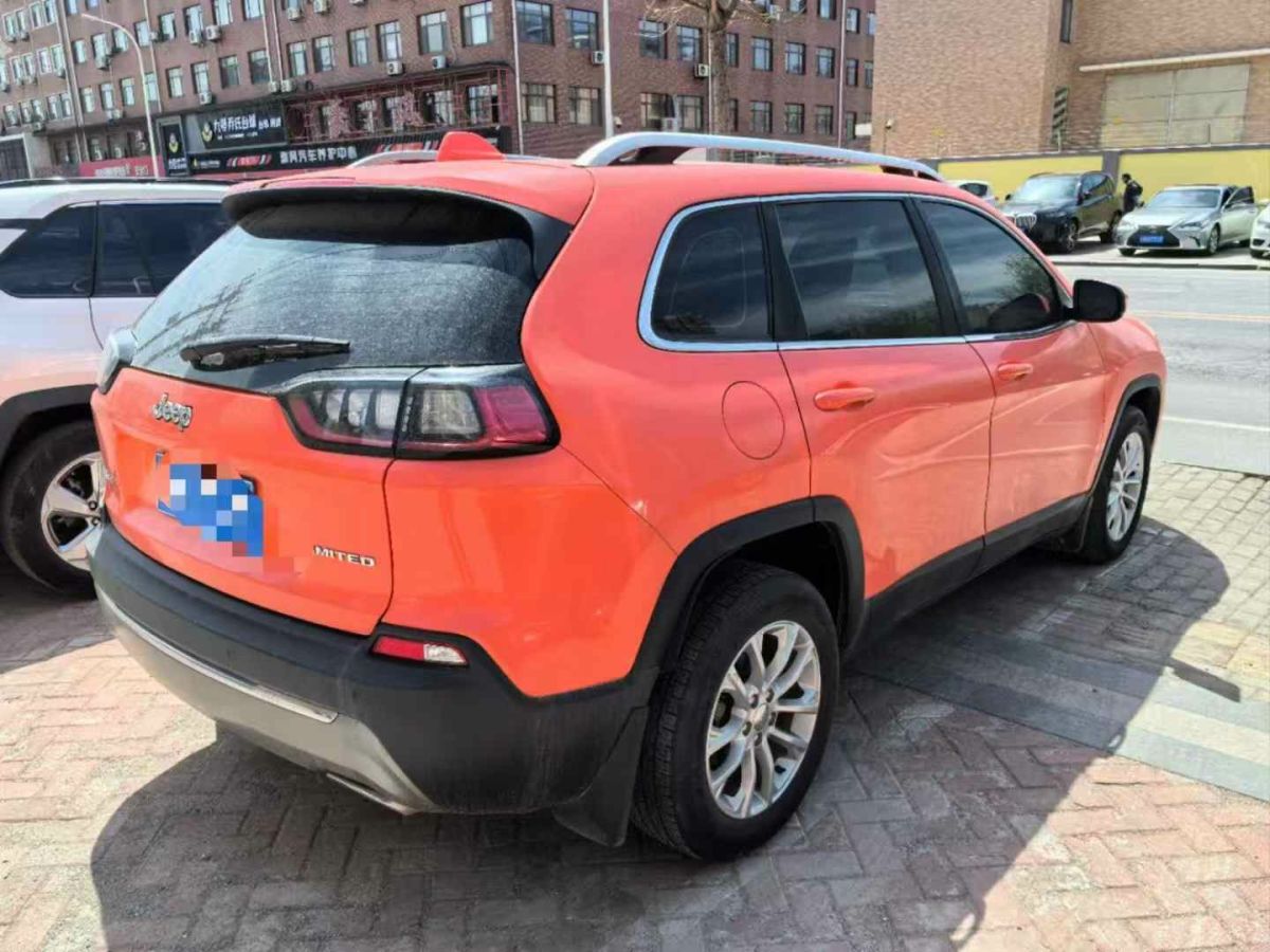 Jeep 自由光  2020款 2.0L 兩驅(qū)安全升級版圖片