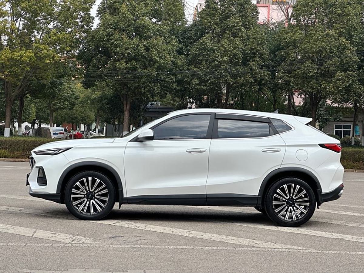 長(zhǎng)安歐尚 長(zhǎng)安歐尚X5  2021款 1.5T DCT尊貴型圖片