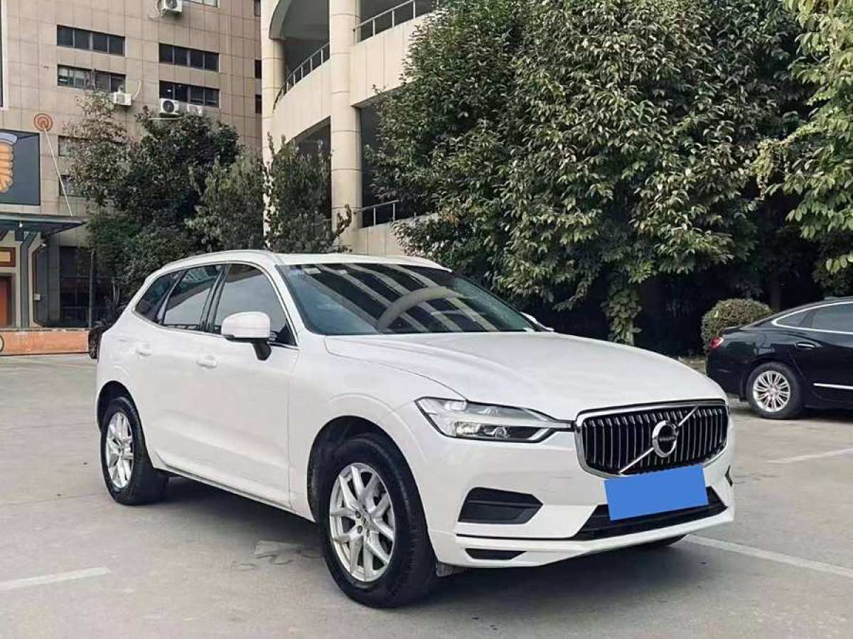 沃爾沃 XC60  2019款  T5 四驅(qū)智逸版 國(guó)VI圖片