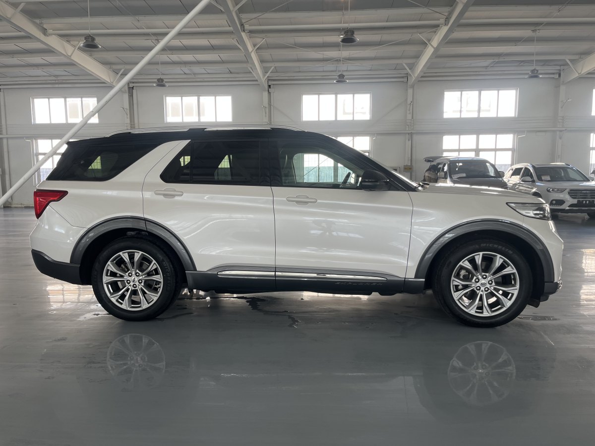 福特 探險者  2023款 EcoBoost 285 后驅(qū)風(fēng)尚版 7座圖片
