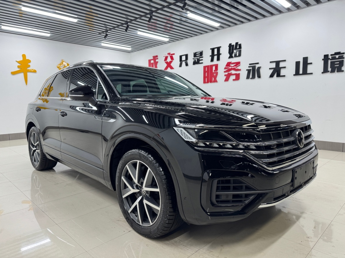 大眾 途銳  2023款 3.0TSI 銳享版 經(jīng)典運(yùn)動(dòng)套裝圖片