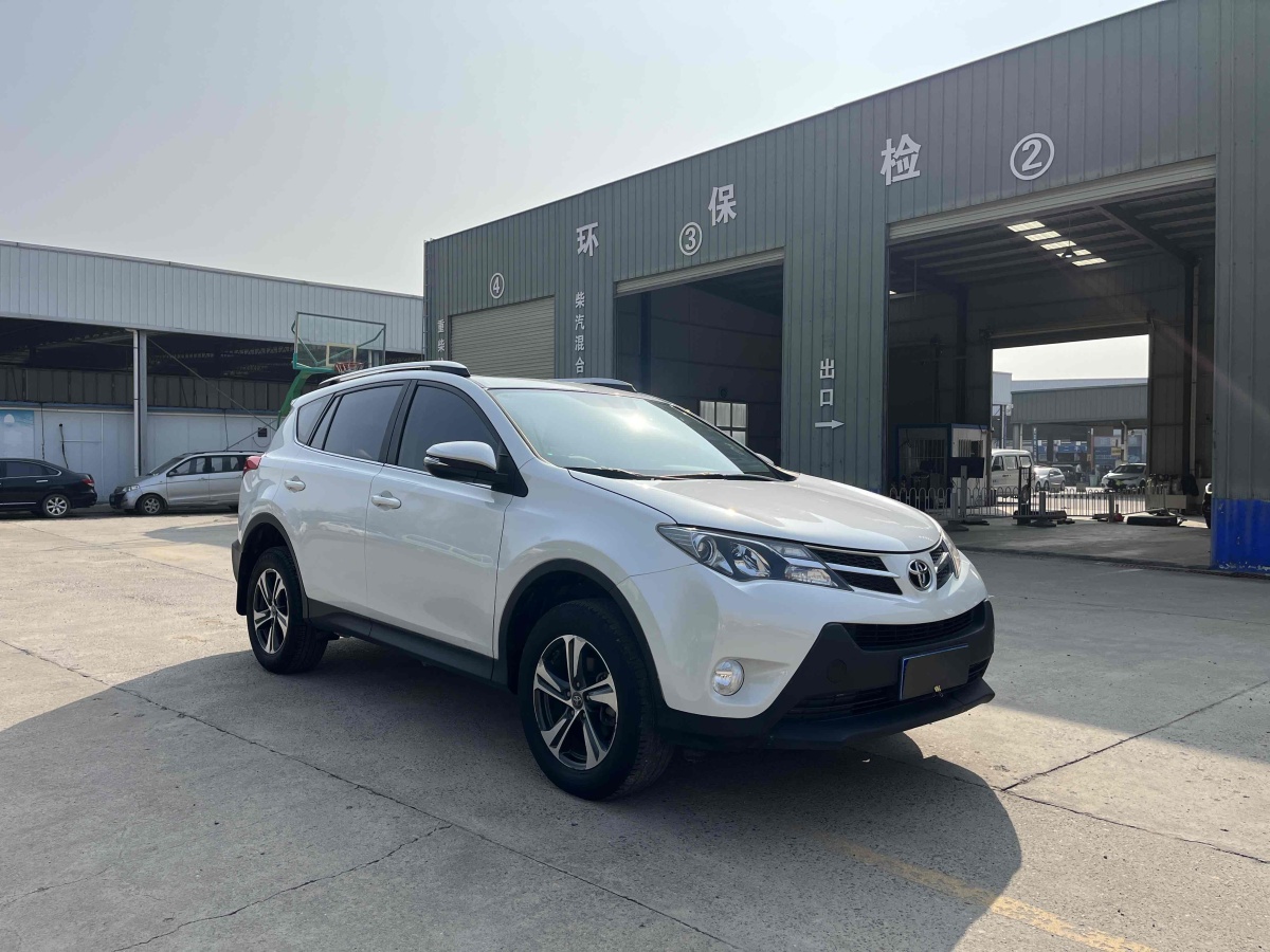 2015年9月豐田 RAV4  2018款 榮放 2.0L CVT兩驅(qū)風(fēng)尚版