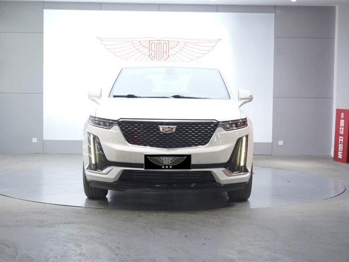 凱迪拉克 XT6  2022款 2.0T 七座四驅(qū)豪華120周年限量版圖片