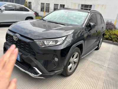 2020年1月 豐田 RAV4 榮放 2.0L CVT兩驅(qū)風尚版圖片