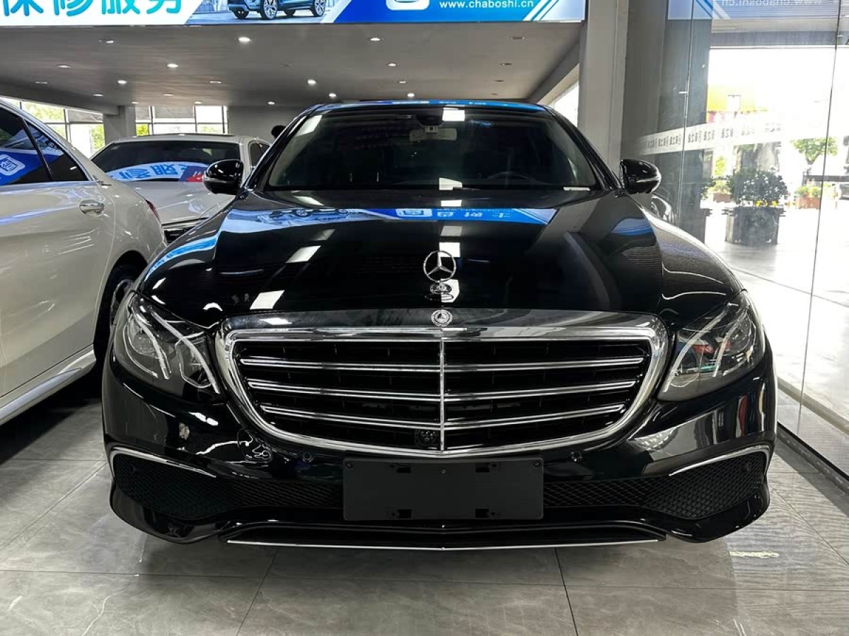 奔馳 奔馳E級  2019款 改款 E 300 L 運(yùn)動時(shí)尚型圖片