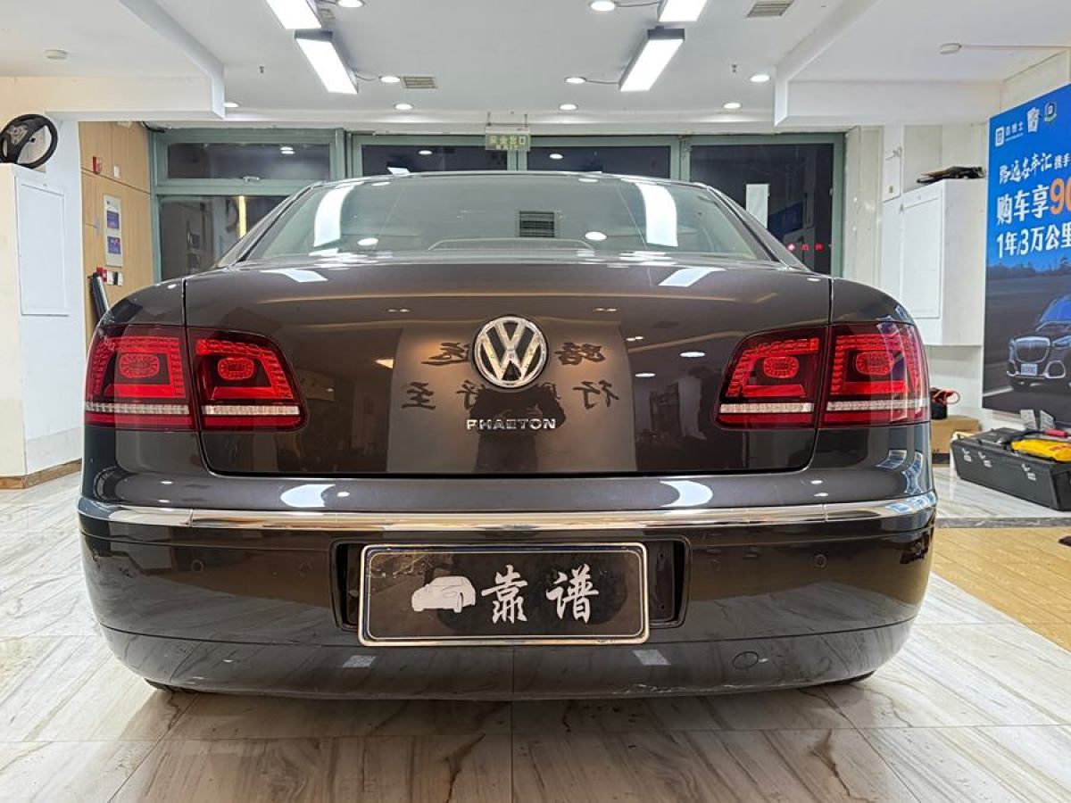 大眾 輝騰  2012款 3.0L 商務(wù)型圖片