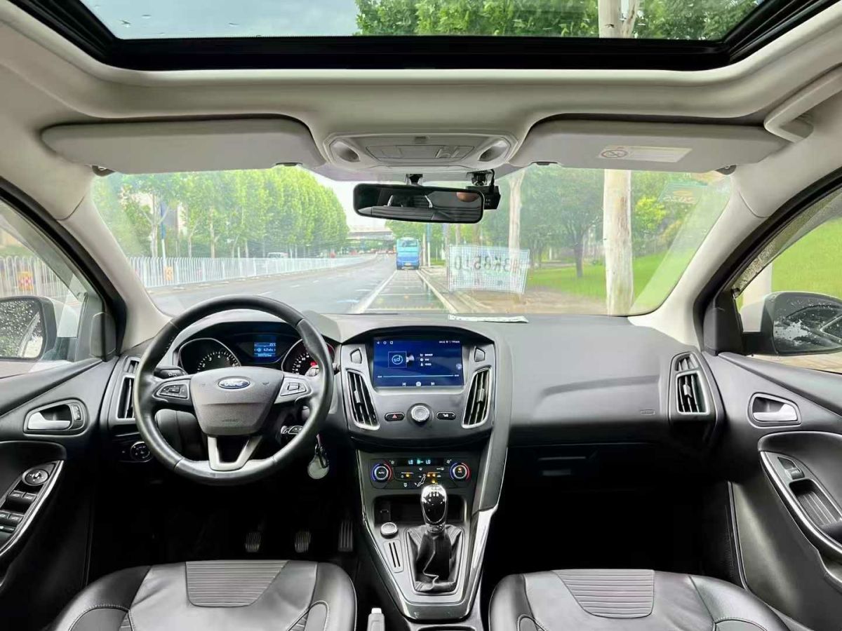 福特 ?？怂? 2017款 三廂 1.6L 手動舒適型智行版圖片