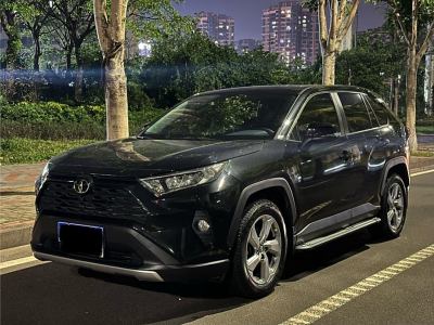 2021年12月 豐田 RAV4榮放 2.0L CVT兩驅(qū)風(fēng)尚版圖片