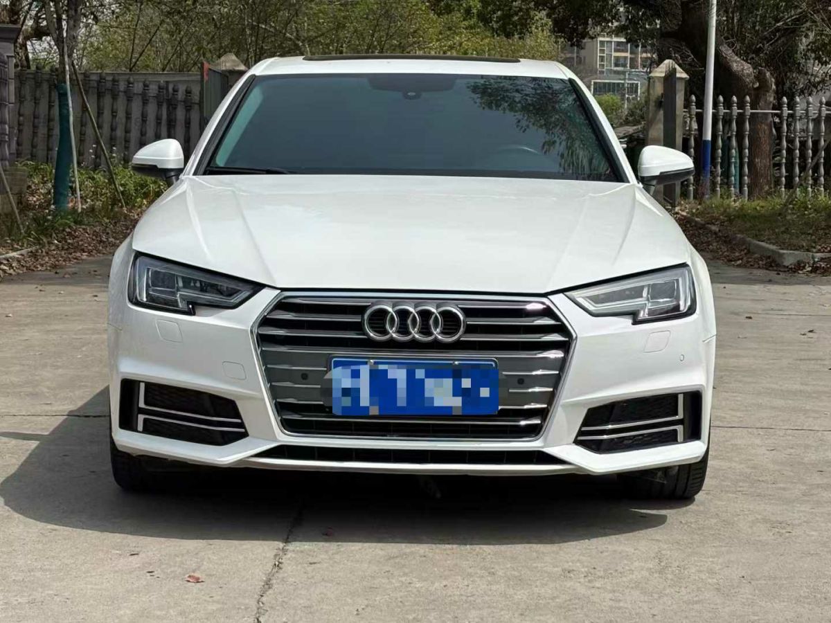 奧迪 奧迪A4L  2018款 30周年年型 30 TFSI 進(jìn)取型圖片