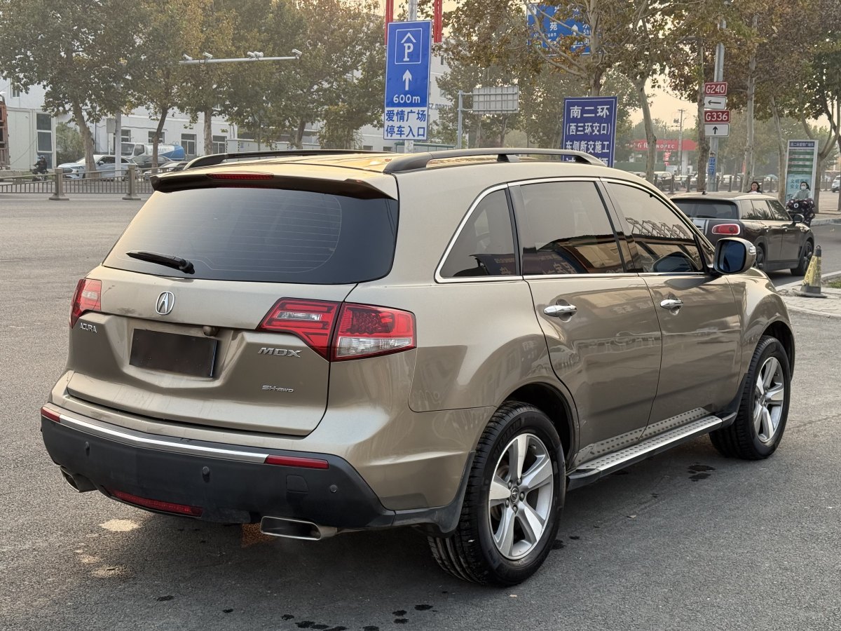 謳歌 MDX  2010款 3.7 標(biāo)準(zhǔn)版圖片