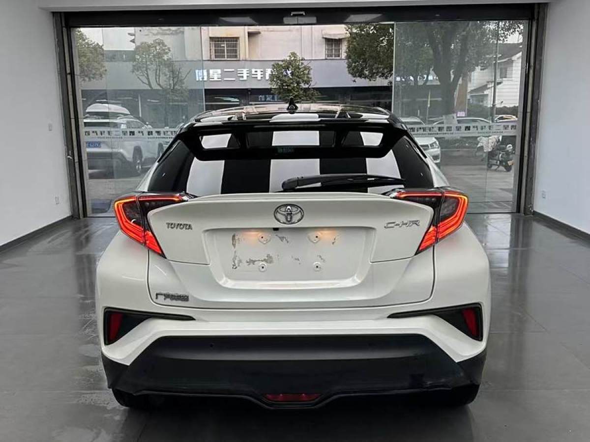 豐田 C-HR  2018款 2.0L 豪華天窗版 國(guó)V圖片