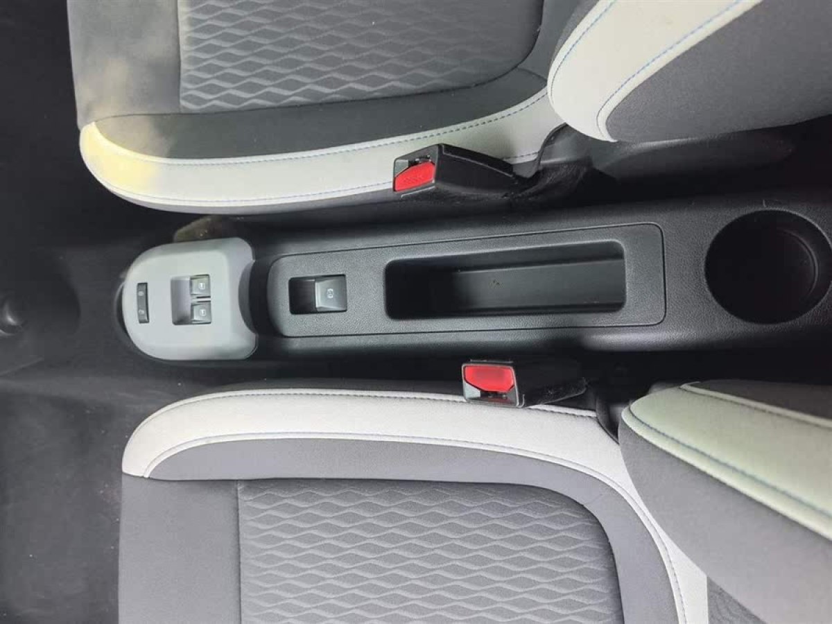 歐拉 歐拉黑貓  2021款 2021款 351km 豪華型圖片