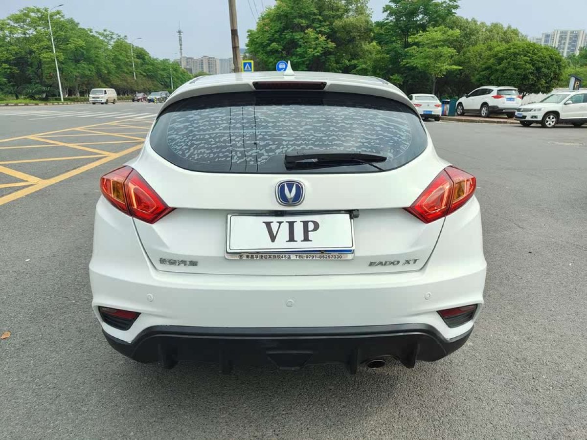 長(zhǎng)安 逸動(dòng)XT  2018款 1.6L GDI 自動(dòng)新潮型圖片