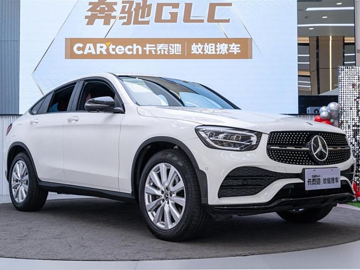 奔馳 奔馳GLC  2022款 改款 GLC 260 4MATIC 轎跑SUV圖片