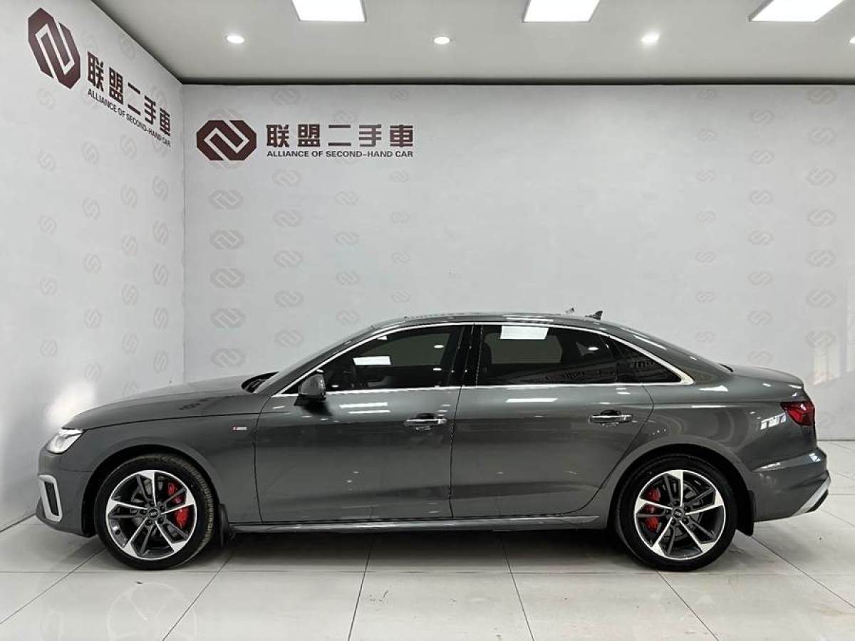 奧迪 奧迪A4L  2022款 40 TFSI 時尚動感型圖片