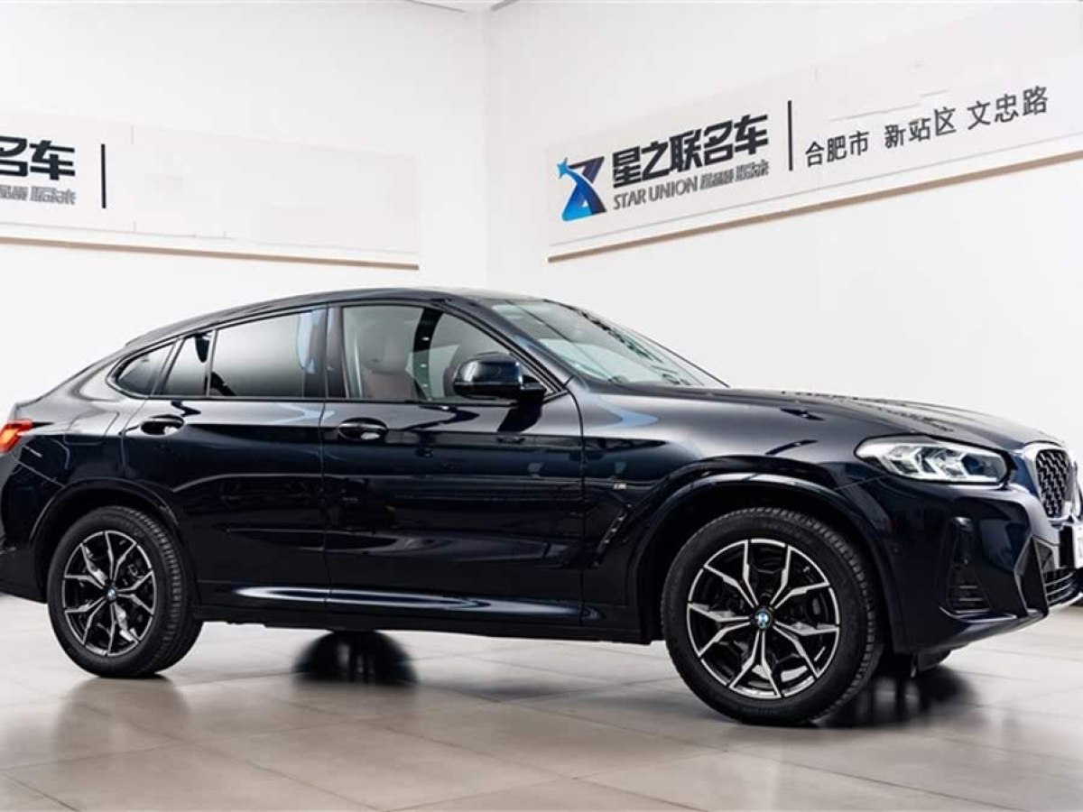 寶馬 寶馬X4  2022款 xDrive 25i M運(yùn)動(dòng)套裝圖片