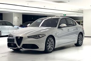 Giulia 阿尔法·罗密欧 2.0T 280HP Ti 驾控版