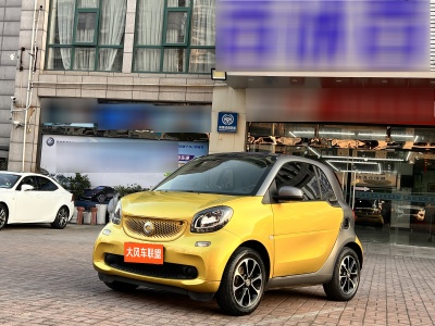 2017年9月 smart fortwo 1.0L 52千瓦硬頂激情版圖片