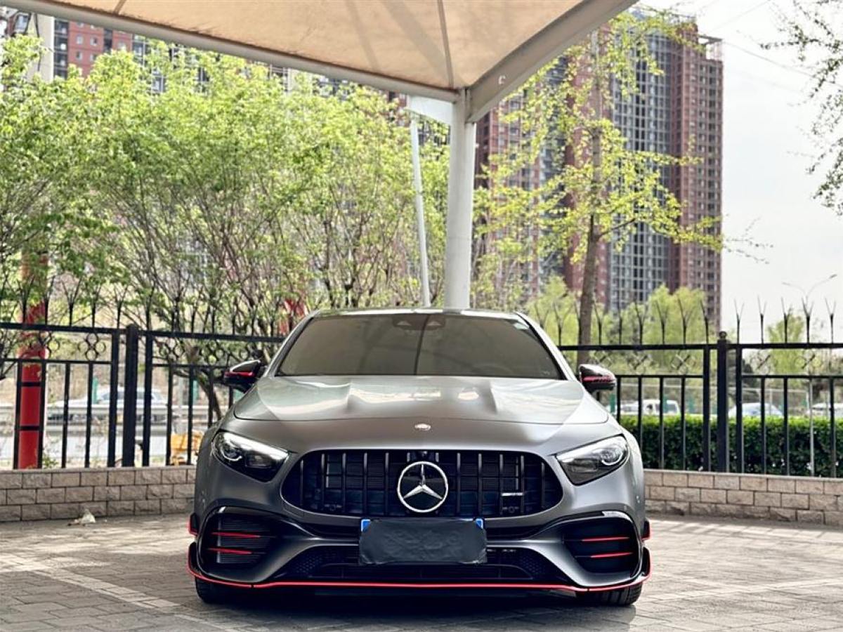 奔馳 奔馳A級(jí)AMG  2024款 AMG A 45 S 4MATIC+燃擎當(dāng)?shù)捞貏e版圖片