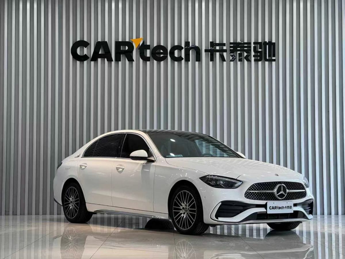 奔馳 威霆  2023款 2.0T 商務(wù)版 7座圖片