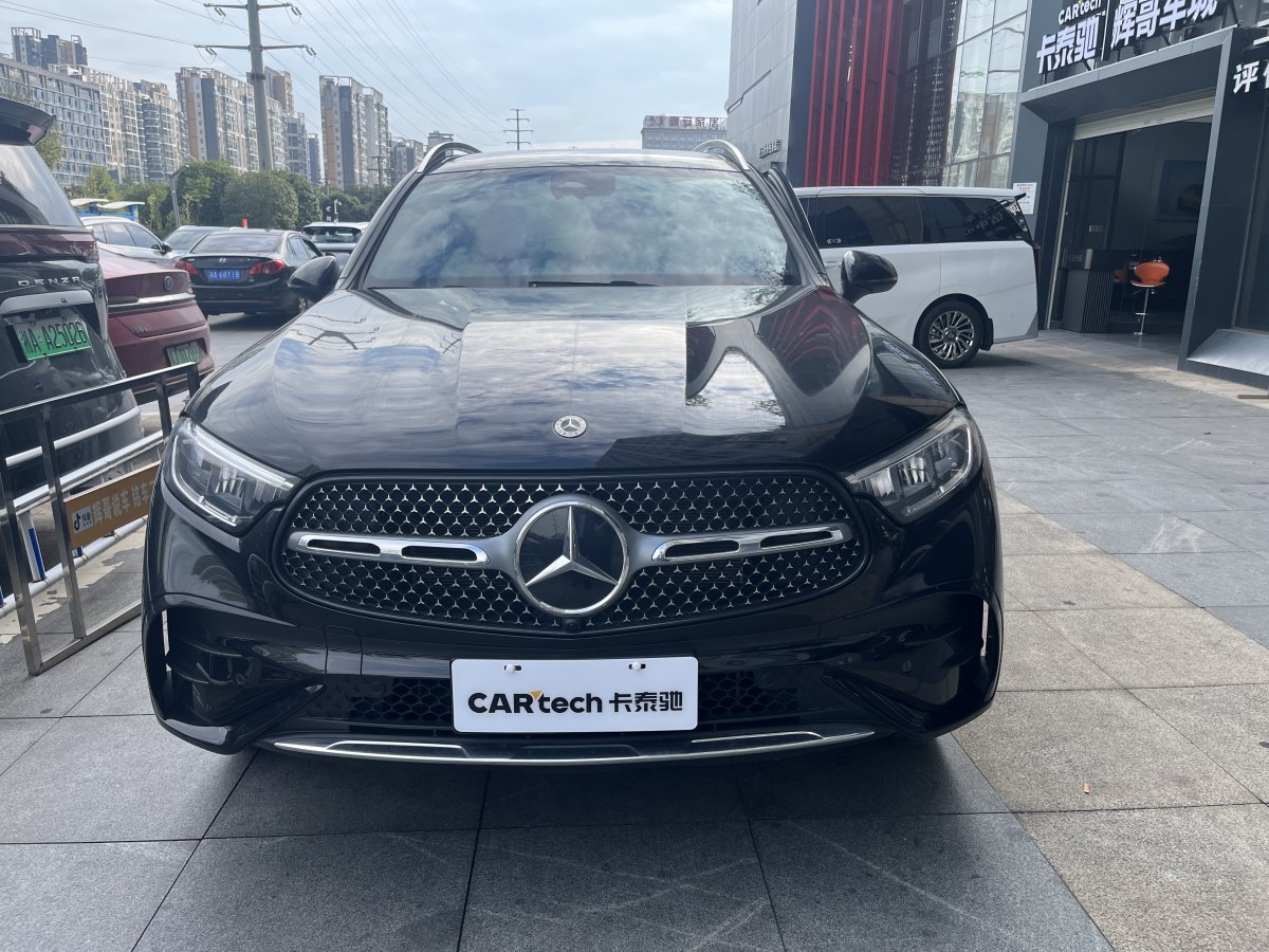 奔馳 奔馳GLC  2023款 改款 GLC 260 L 4MATIC 動感型 5座圖片