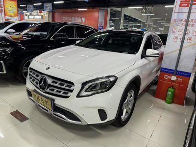 奔馳 奔馳GLA GLA 200 動感型圖片