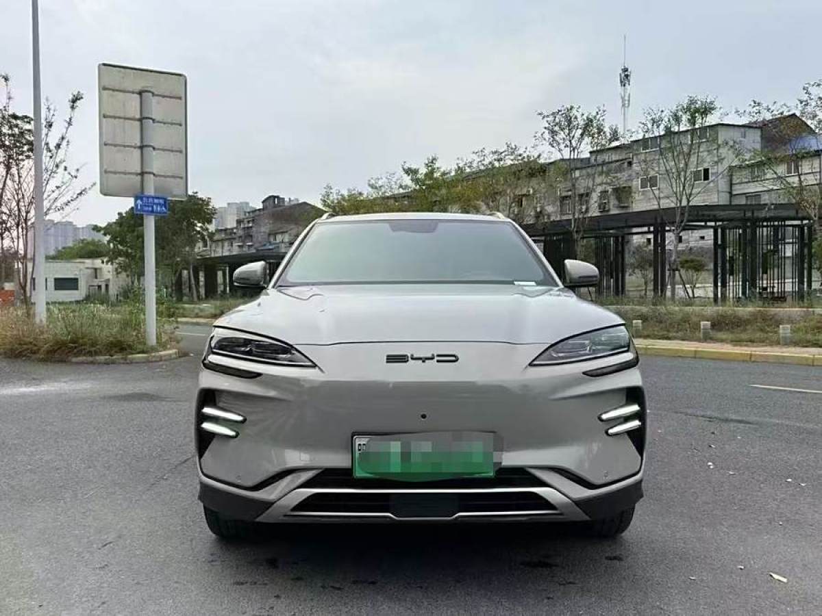 比亞迪 宋PLUS新能源  2024款 EV 520km領(lǐng)航榮耀版圖片