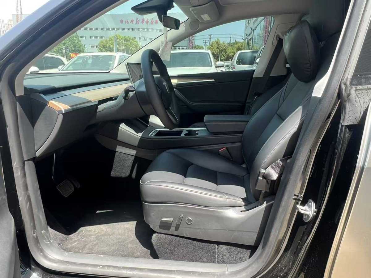 特斯拉 Model Y  2022款 改款 后輪驅(qū)動版圖片