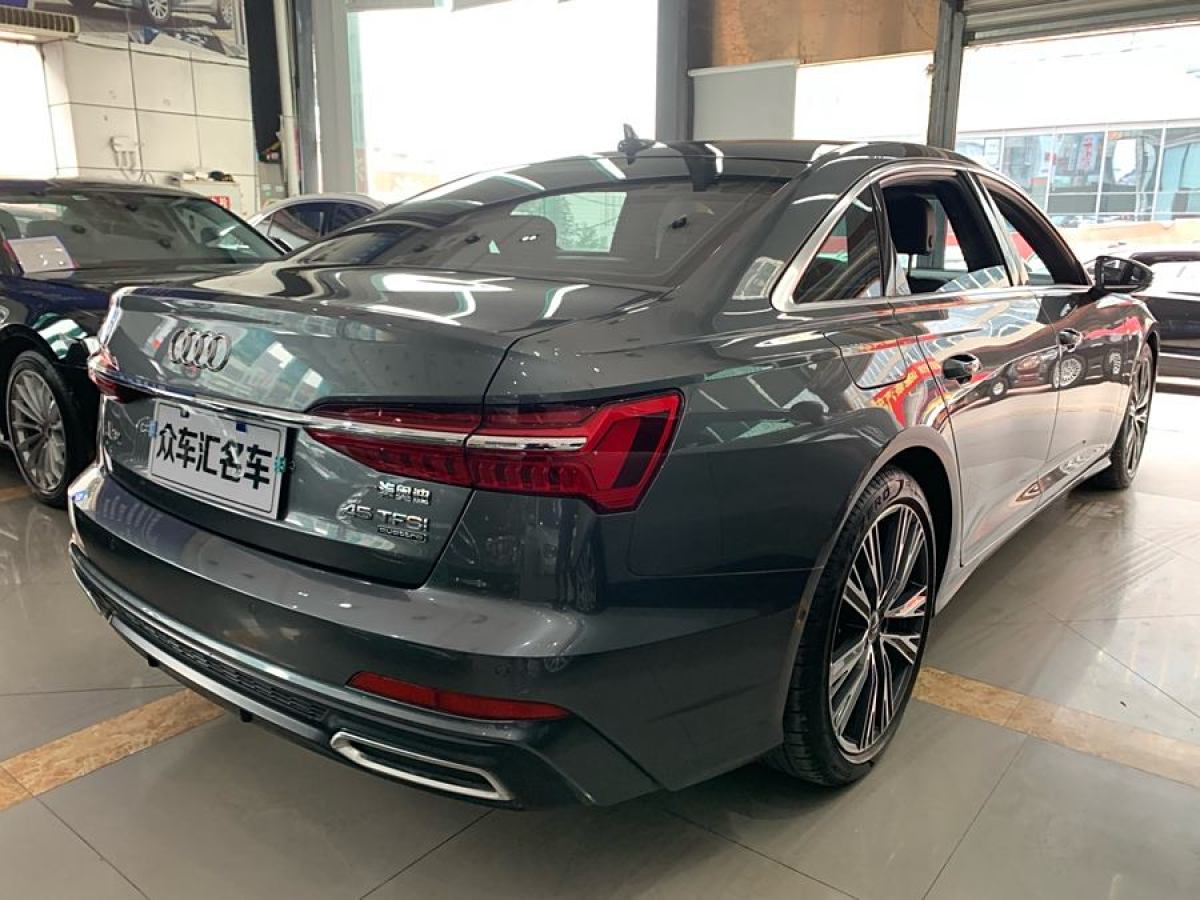 奧迪 奧迪A6L  2019款 45 TFSI quattro 臻選動感型圖片