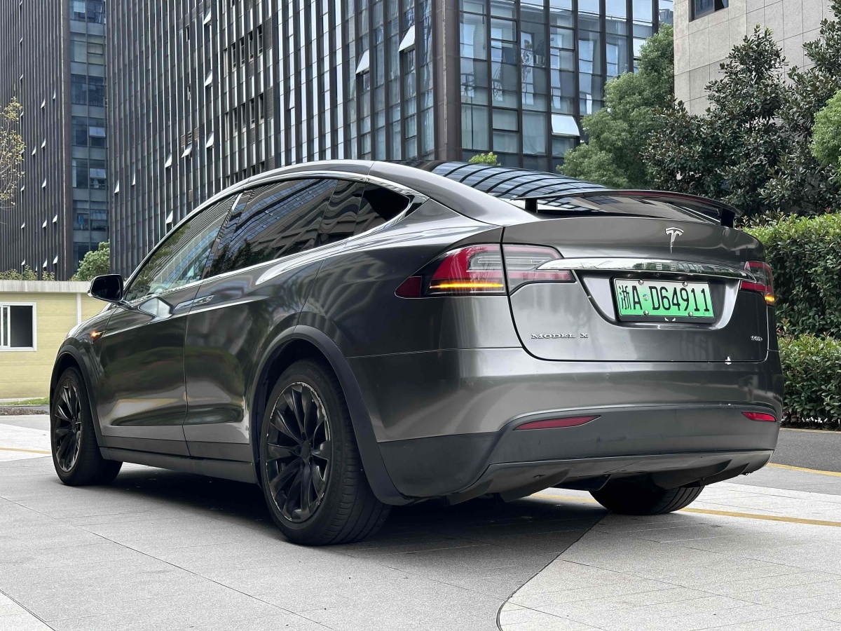 特斯拉 Model X  2016款 Model X 60D圖片