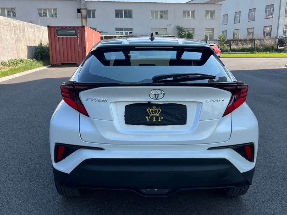 豐田 C-HR  2021款 2.0L 豪華版圖片