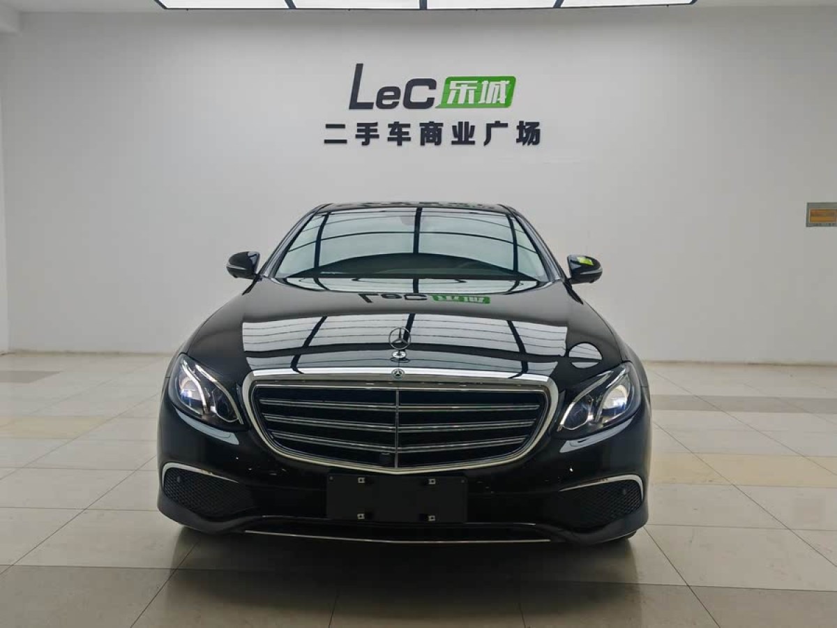 奔馳 奔馳E級  2019款 改款 E 300 L 運動豪華型圖片