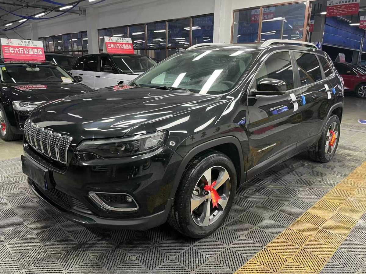 Jeep 自由光  2019款 2.0T 兩驅(qū)智享版 國VI圖片