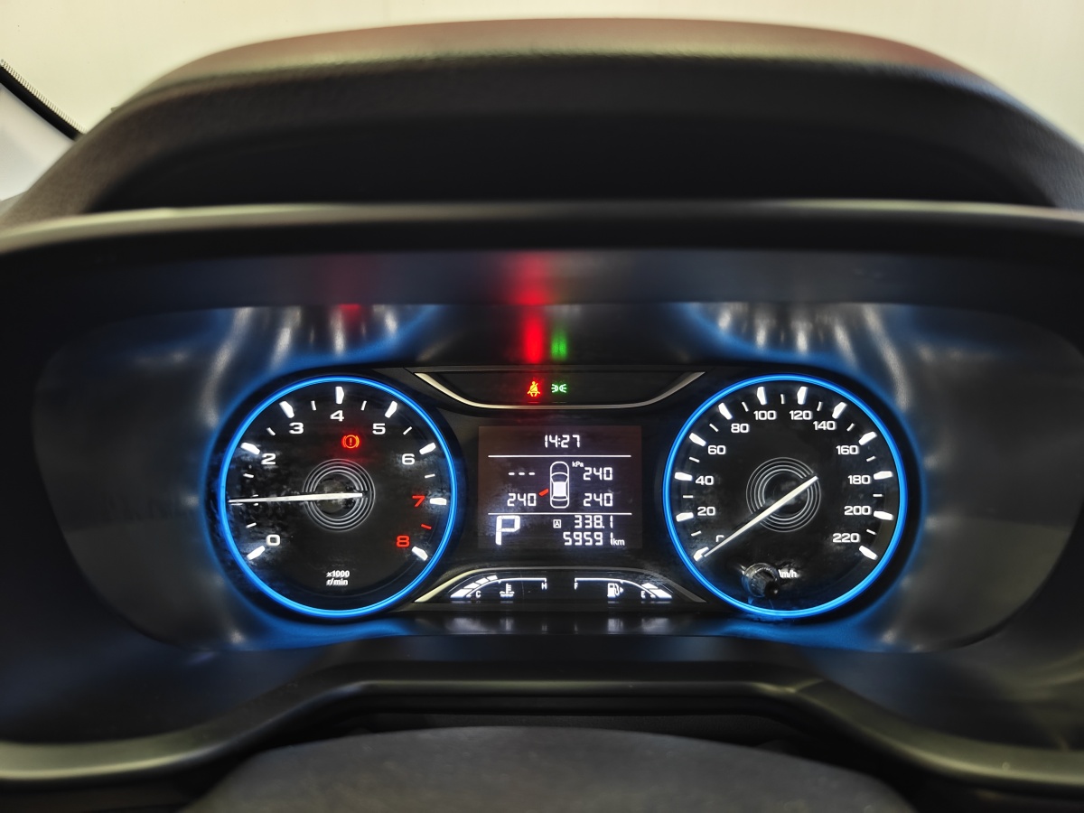 廣汽傳祺 GS3  2019款 235T 自動(dòng)精英版圖片