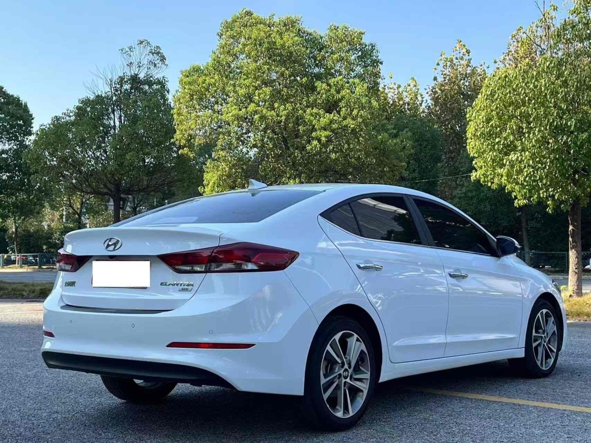 現(xiàn)代 領(lǐng)動(dòng)  2019款 1.5L CVT智炫?精英型圖片