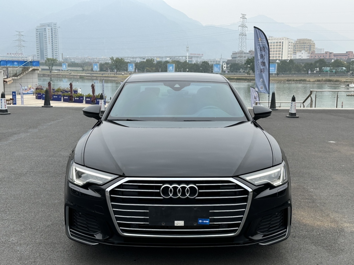 奧迪 奧迪A6L  2019款 40 TFSI 豪華動感型圖片