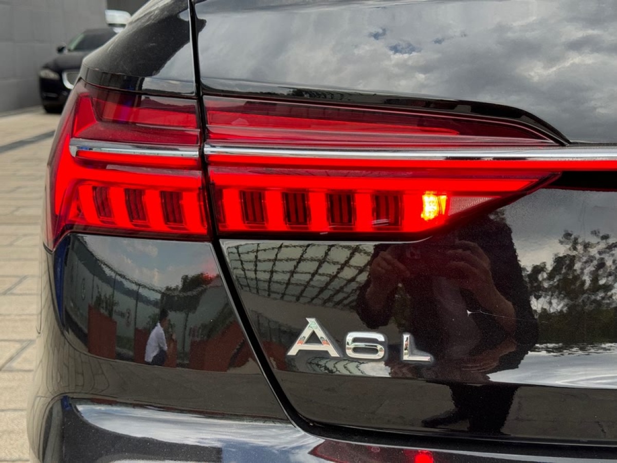 奧迪 奧迪A6L  2020款 45 TFSI quattro 臻選動感型圖片