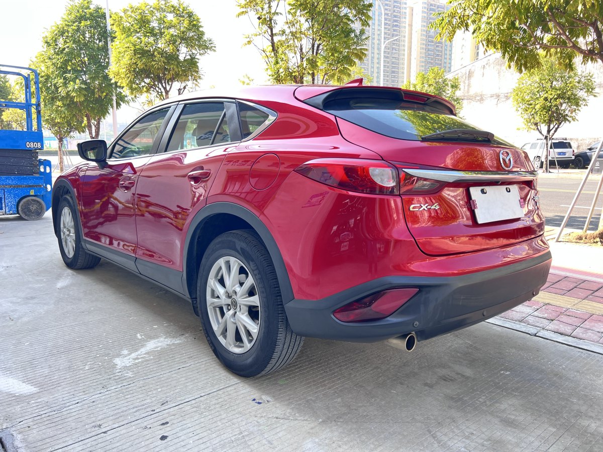 馬自達(dá) CX-4  2016款 2.0L 自動兩驅(qū)藍(lán)天品位版圖片