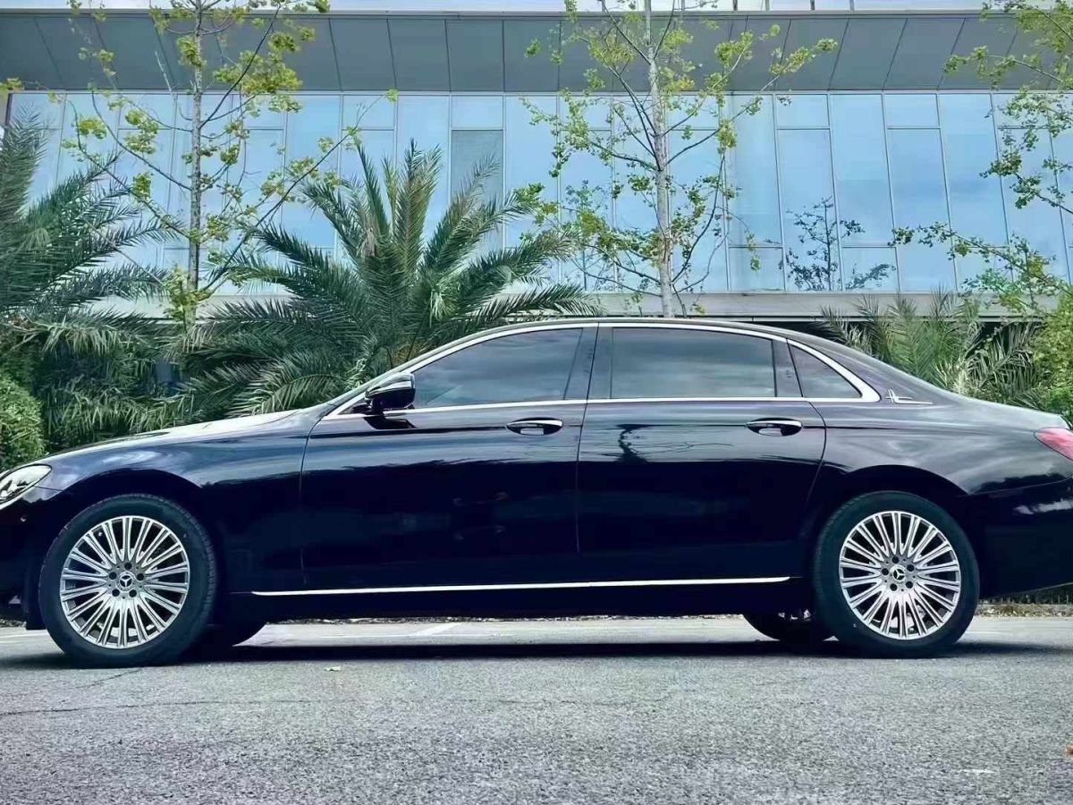 奔馳 奔馳E級(jí)  2021款 E 300 L 豪華型圖片