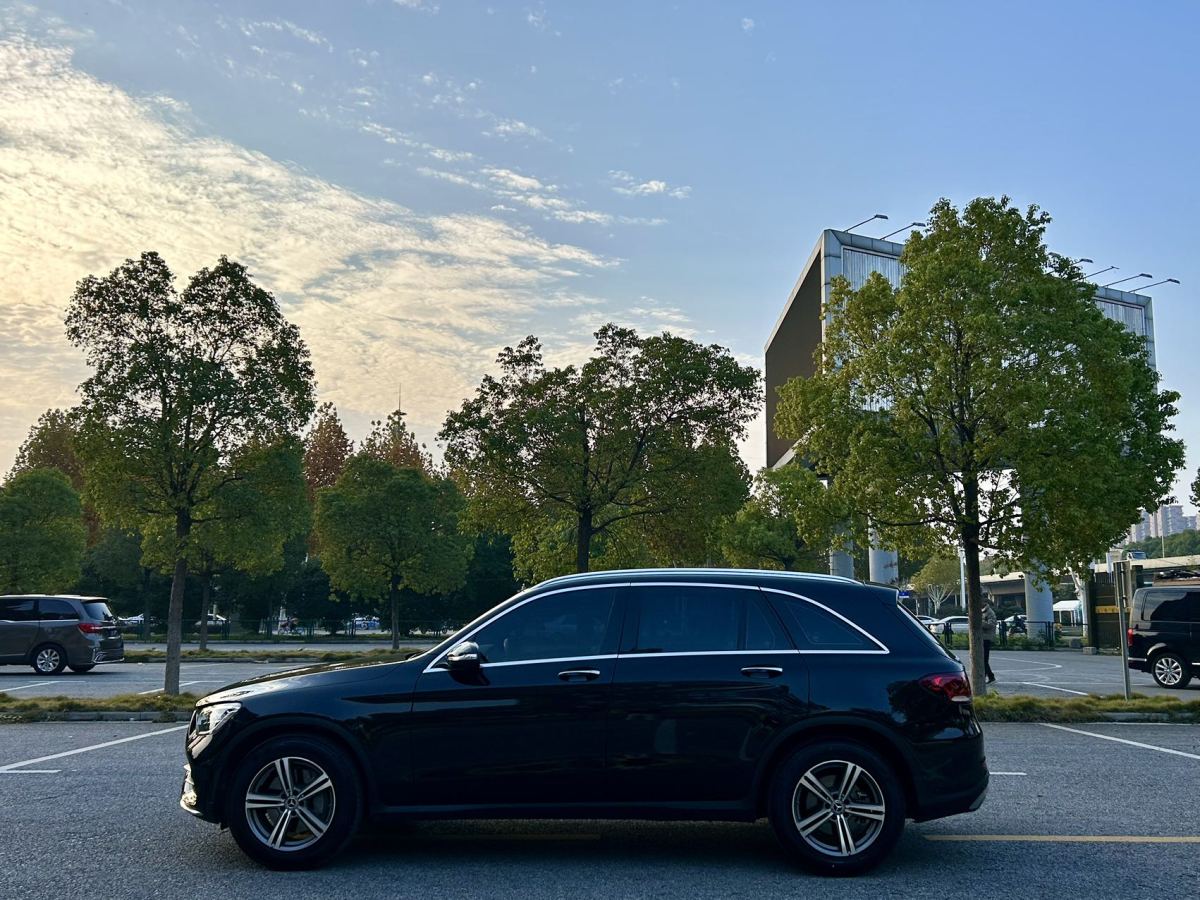 奔馳 奔馳GLC  2018款 改款 GLC 260 4MATIC 動感型圖片