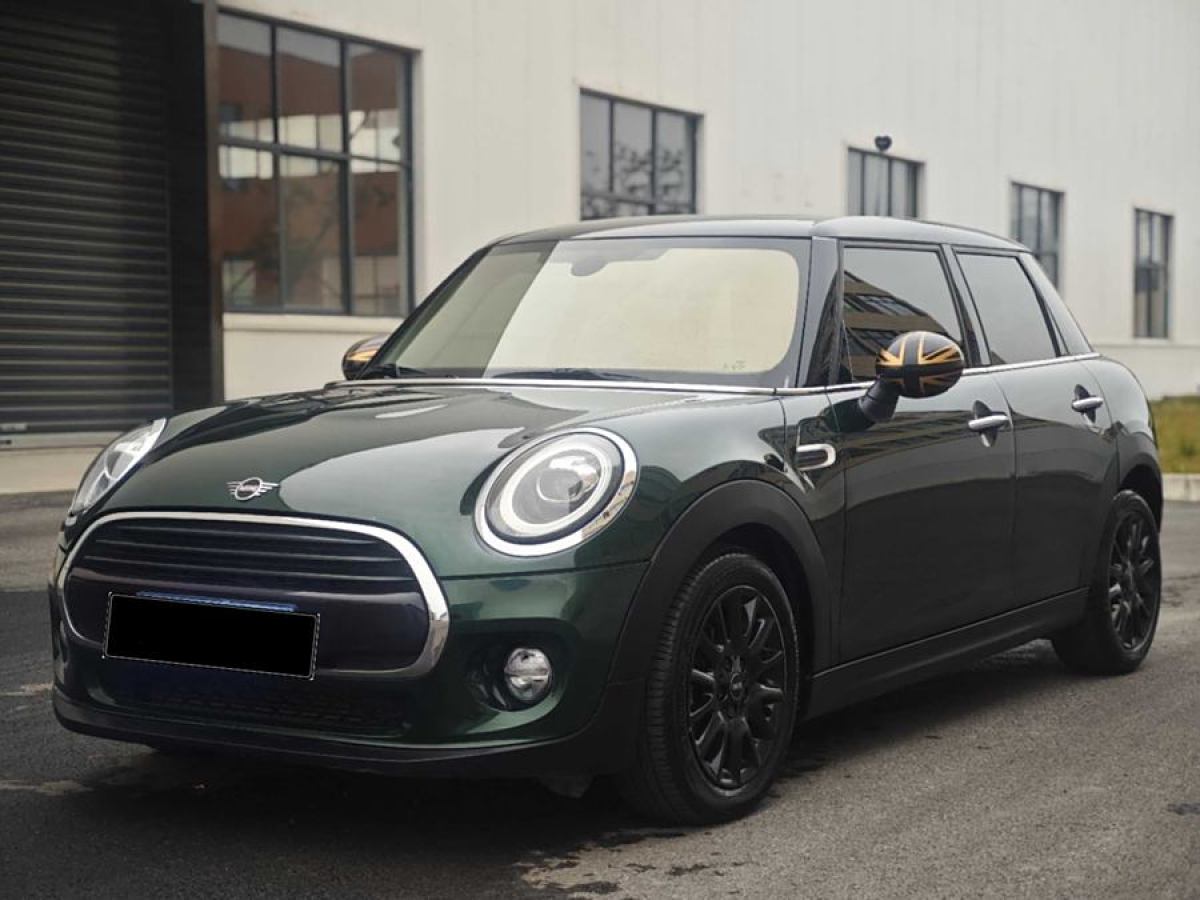 2018年7月MINI MINI  2018款 1.5T COOPER 經(jīng)典派 五門版