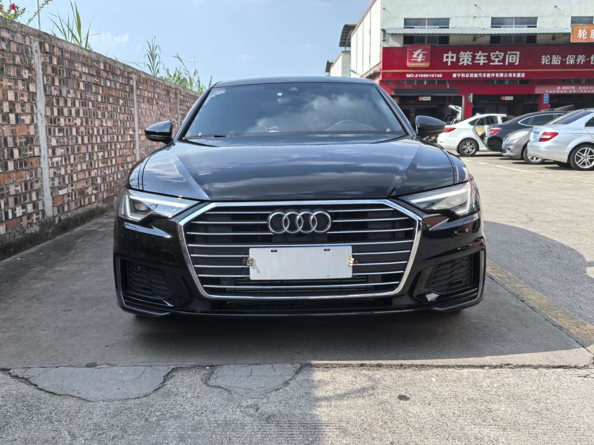 奧迪 奧迪A6L  2022款 40 TFSI 豪華動感型圖片