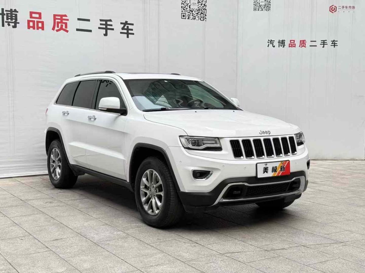 Jeep 大切諾基  2015款 3.0L 精英導(dǎo)航版圖片