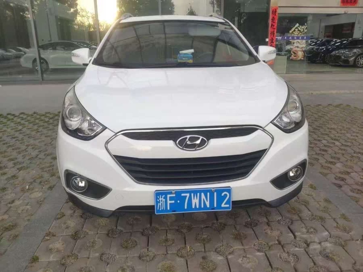 現(xiàn)代 ix35  2012款 2.0L 自動兩驅精英版GLS圖片